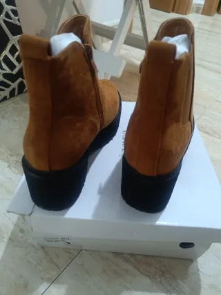 Botines marrones de ante