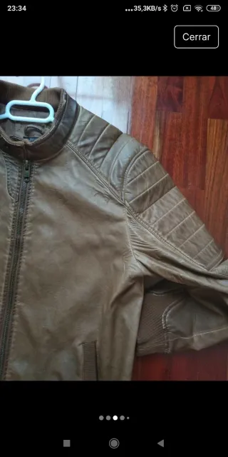 Cazadora símil piel Bershka Talla L