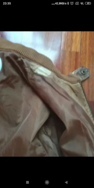 Cazadora símil piel Bershka Talla L