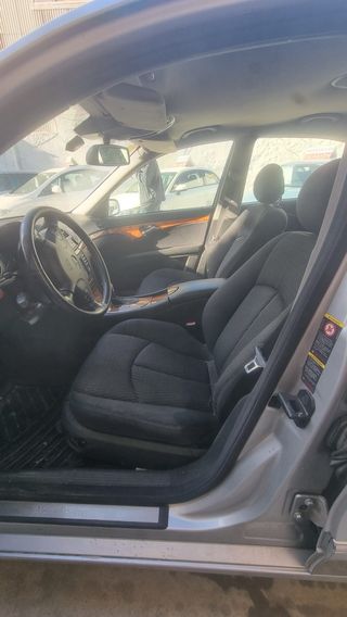 Mercedes-Benz 270 2003