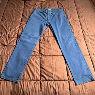 Lote 2 chaquetones de marca, pantalones de vestir.