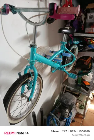 Bicicleta infantil azul