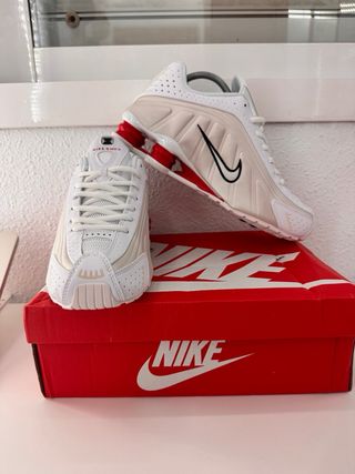 Nike Shox R4 Talla 42