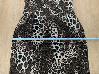 Vestido manga larga animal print. Talla 42