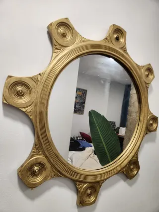 Espejo de sol antiguo de madera