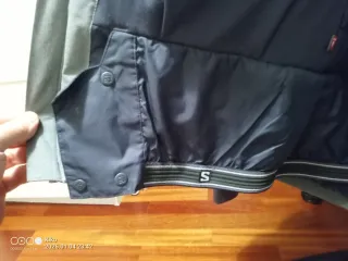 Chaqueta Salomon gris para nieve