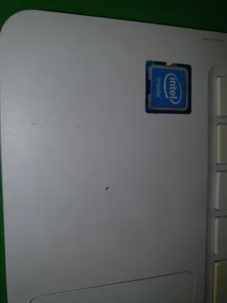 Portátil Asus blanco