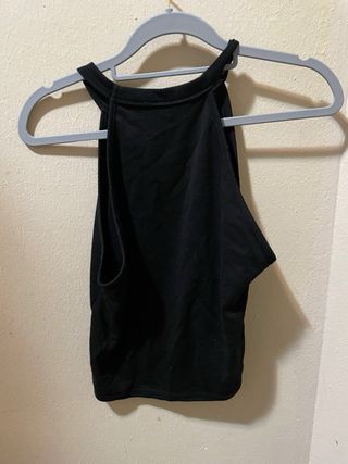 Top negro halter