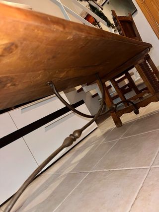 Banco de madera nogal tallado a mano