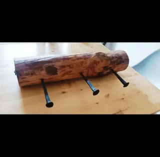 Perchero rústico Antiguo Madera Clavos Hierro Forj