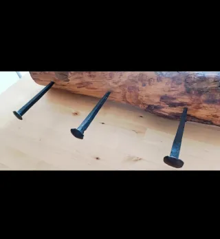 Perchero rústico Antiguo Madera Clavos Hierro Forj