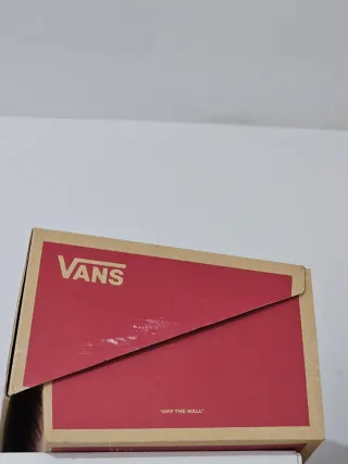 Zapatos Vans grises y verdes