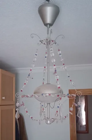Lámpara colgante de cristal y metal