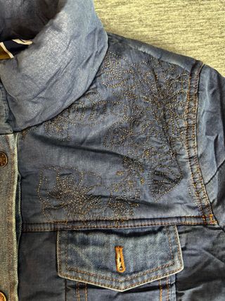 Chaqueta acolchada Desigual vaquera con forro