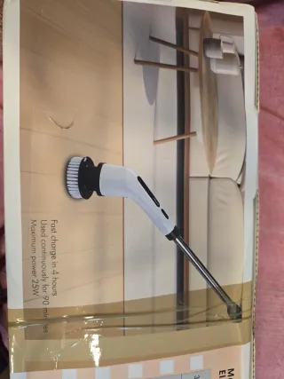 Cepillo eléctrico de limpieza