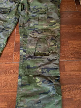 Pantalones tácticos camuflaje verde