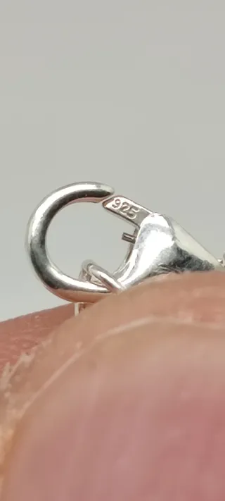 Gargantilla de Plata y Olivino.