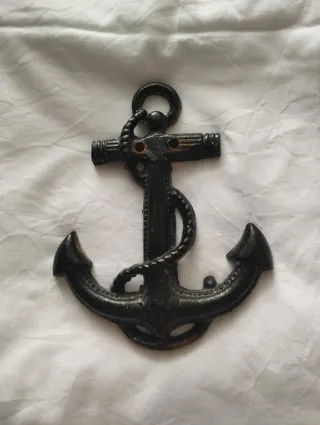 ANCLA DECORATIVA DE HIERRO FUNDIDO