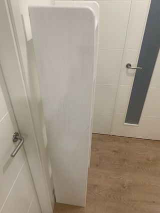 Estantería blanca dormitorio infantil