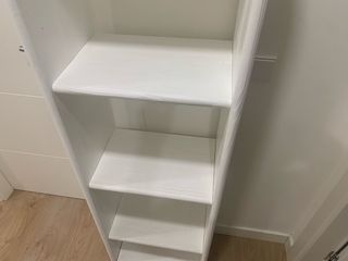 Estantería blanca dormitorio infantil