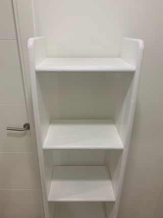 Estantería blanca dormitorio infantil
