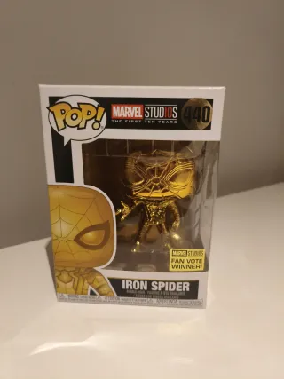 Funko Pop Iron Spider Oro Marvel Studios 440