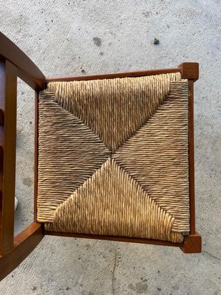 Sedie in legno con seduta in paglia