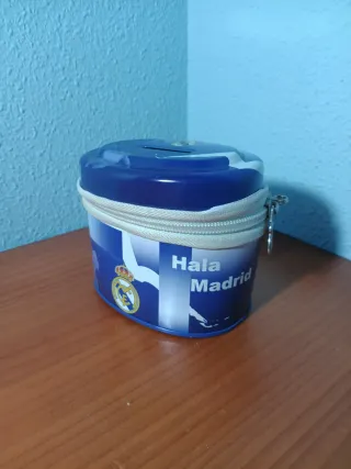 Lote Real Madrid: Hucha, Portalápices y Despertado