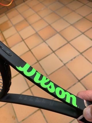 Raqueta de tenis Wilson Blade 98L  285g.