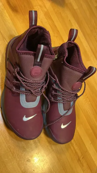 Zapatillas Nike T36.5 Morado/Gris