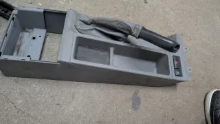 Consola Central BMW E46 con Freno de Mano