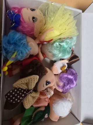 Lote de muñecas de juguete