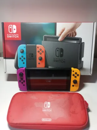 Nintendo Switch con funda