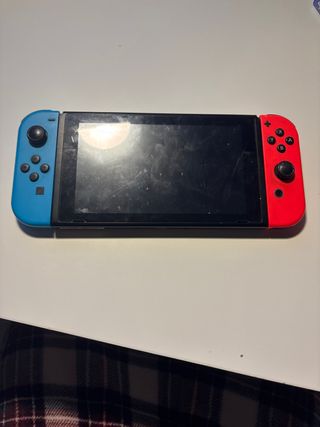 Nintendo Switch Azul y Rojo