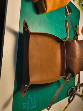 Vacía bolsillos cuero artesanal marrón