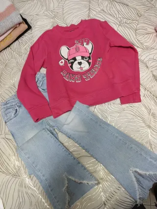 Felpa bambina e jeans