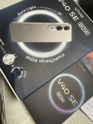 Vivo V40 SE Titanium