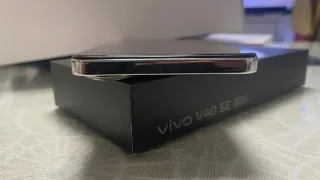 Vivo V40 SE Titanium