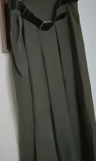 Conjunto chaleco y pantalón verde caqui 44/48. 18