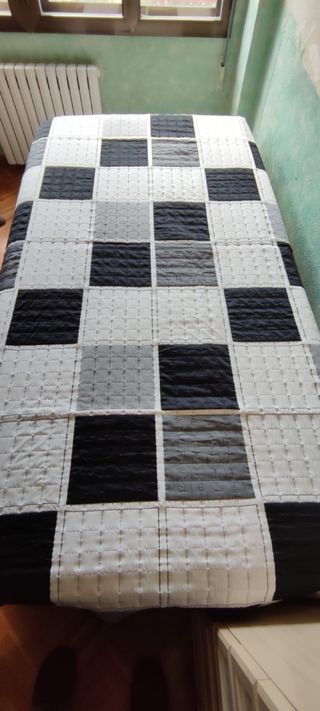 Colcha reversible algodón blanco y negro