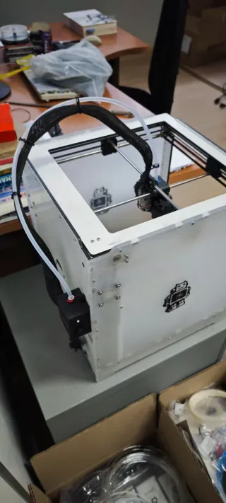 Impresora 3D - Ultimaker 2+
