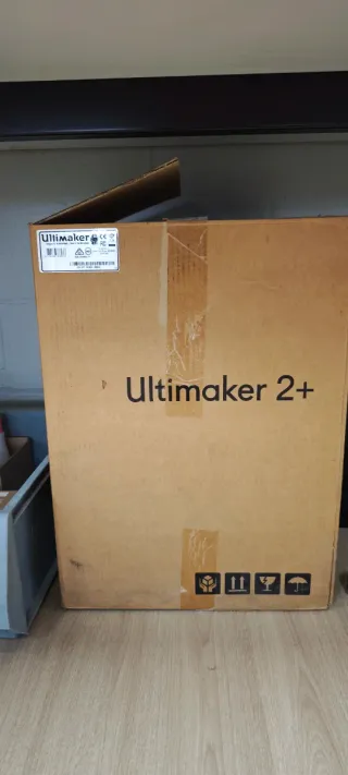Impresora 3D - Ultimaker 2+