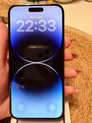 iPhone 14 Pro Max viola con fattura