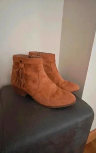 Botines de mujer, color marron-camel, talla 38