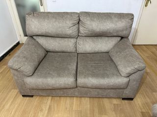 Sofá 3 y 2 plazas tela antimanchas- buen estado