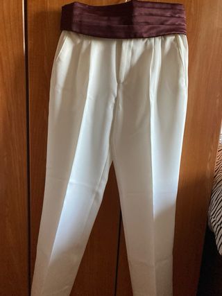 Traje de Comunión Blanco y Dorado