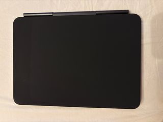 MAGIC KEYBOARD iPAD PRO 11” M4 y M5 Negro ORIGINAL