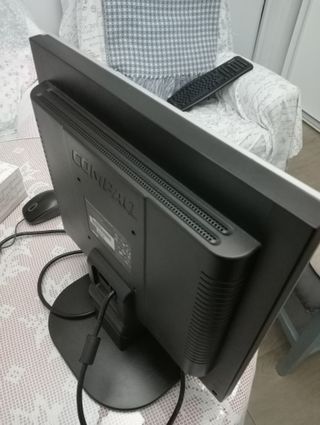 PC Intel Core i2 4GB RAM + Monitor HP