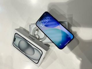 iPhone 15 256GB Negro