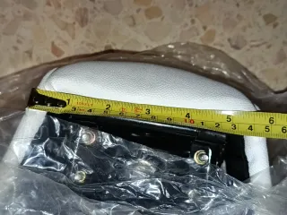 Asiento Vespa Chasis Grande Blanco